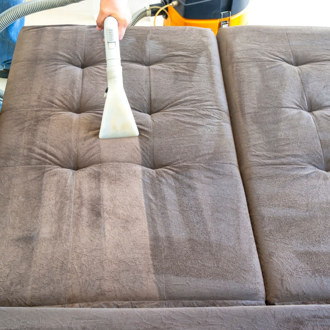 Antes e Depois de vários de nossos serviços de limpeza de estofados