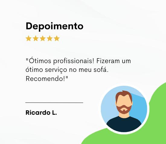 Depoimentos de clientes após terem feito a limpeza do estofado.